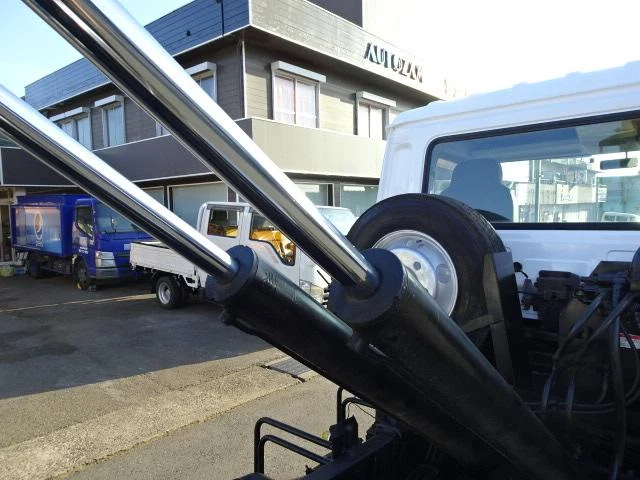 Nissan Diesel CONDOR 11