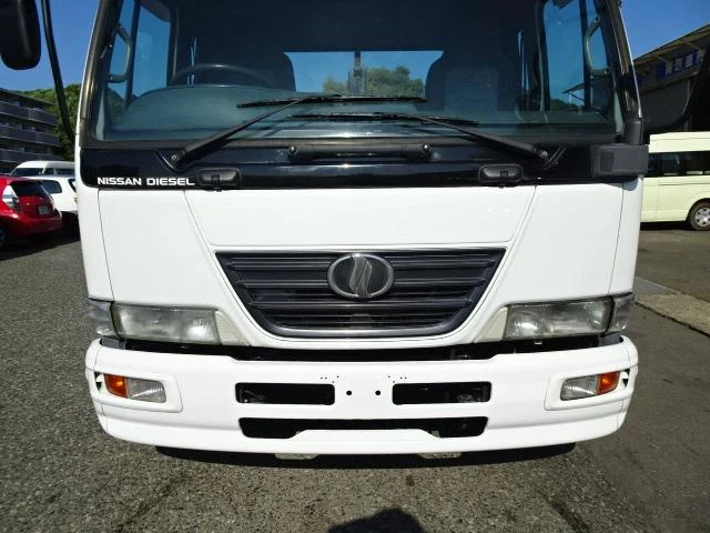 Nissan Diesel CONDOR 30