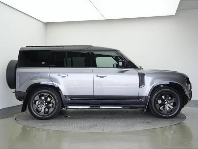 Land Rover DEFENDER 17