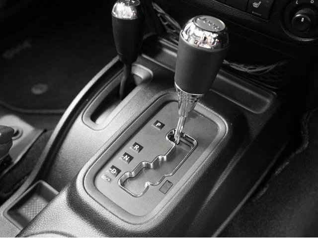 Chrysler JEEP 60