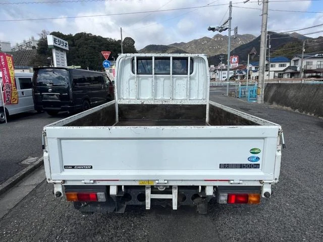 Mitsubishi Fuso CANTER 6