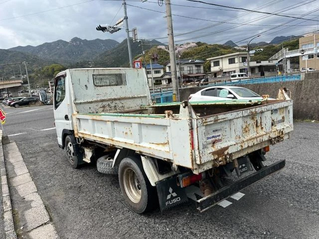 Mitsubishi Fuso CANTER 12