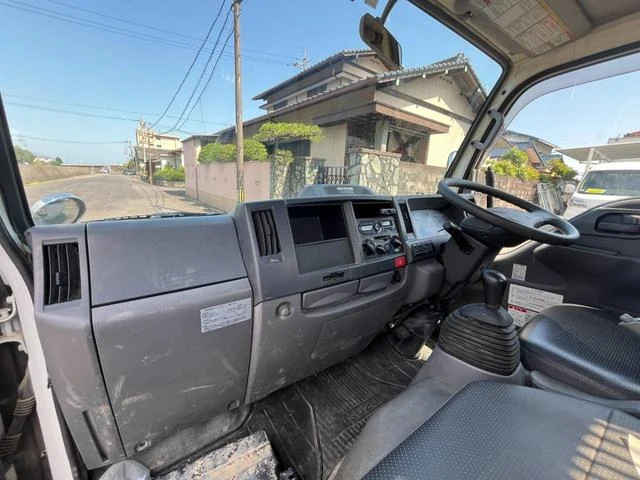 Isuzu ELF 20