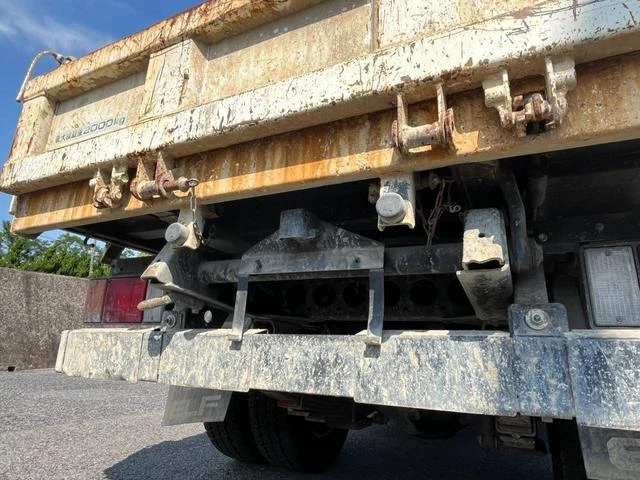 Isuzu ELF 24
