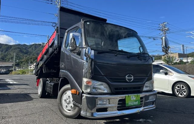 Hino DUTRO