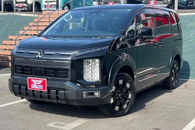 Mitsubishi DELICA