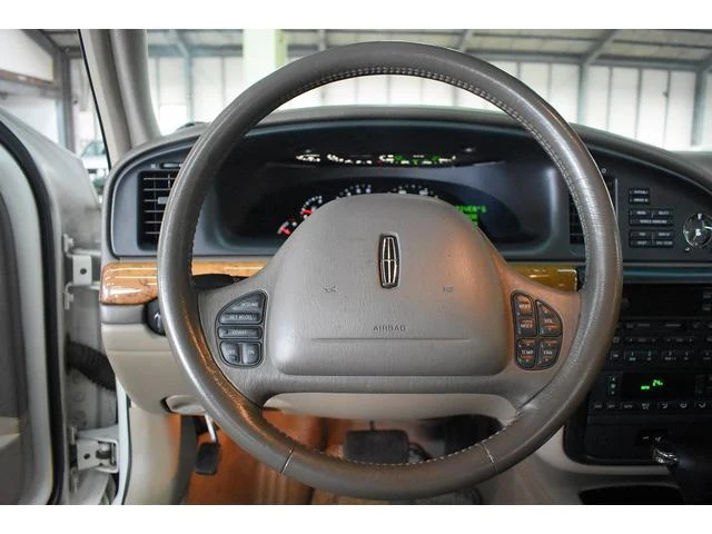 Lincoln CONTINENTAL 38