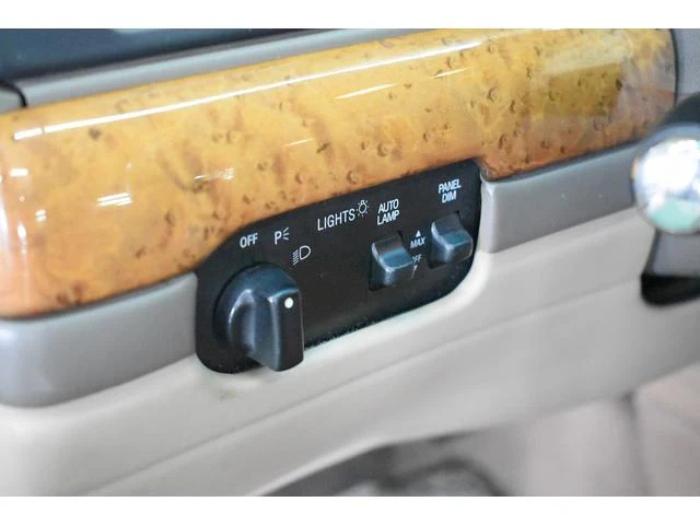 Lincoln CONTINENTAL 28