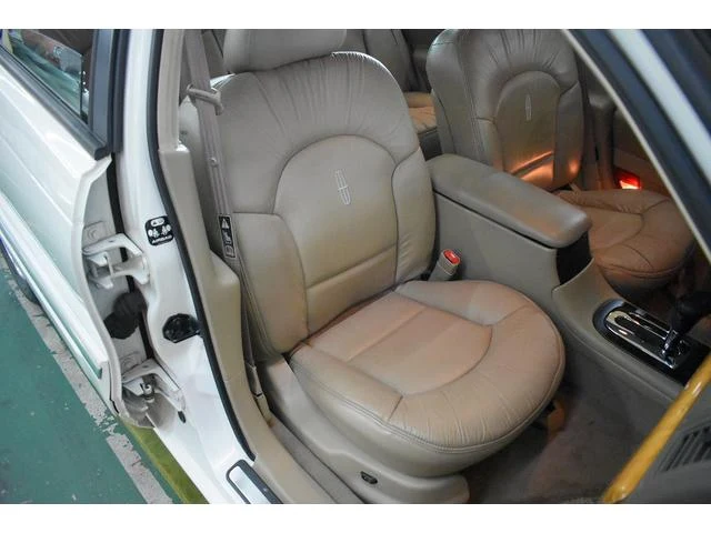 Lincoln CONTINENTAL 23