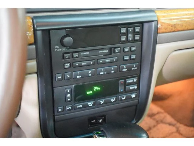 Lincoln CONTINENTAL 33