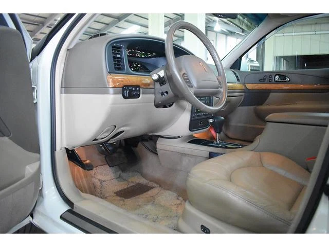 Lincoln CONTINENTAL 27