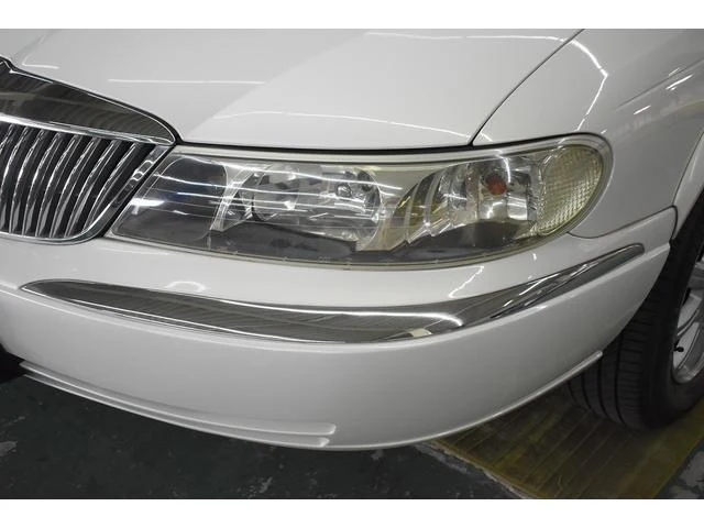 Lincoln CONTINENTAL 8