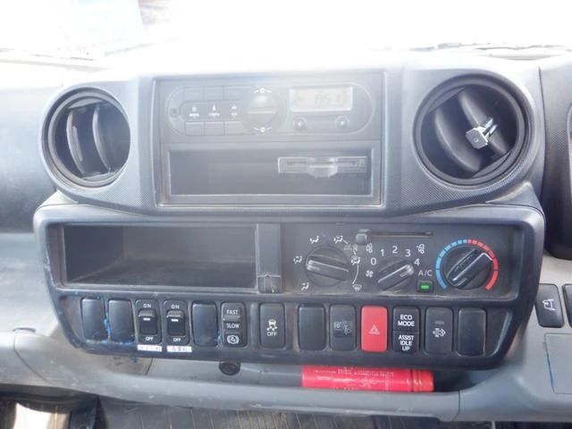 Hino DUTRO 54