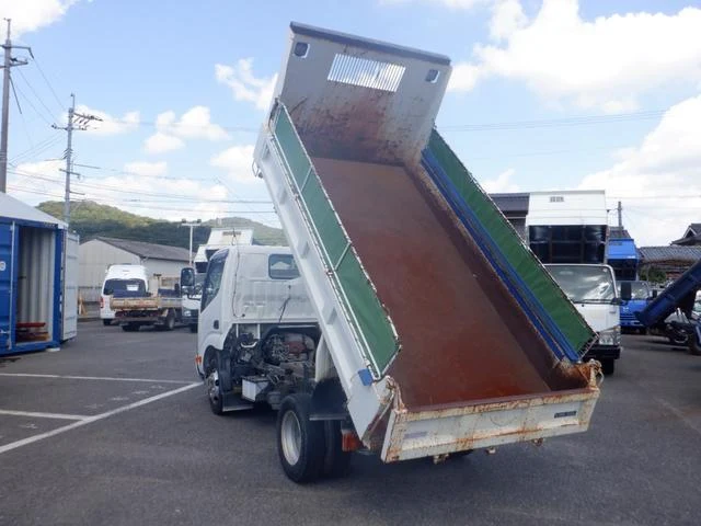 Hino DUTRO 15
