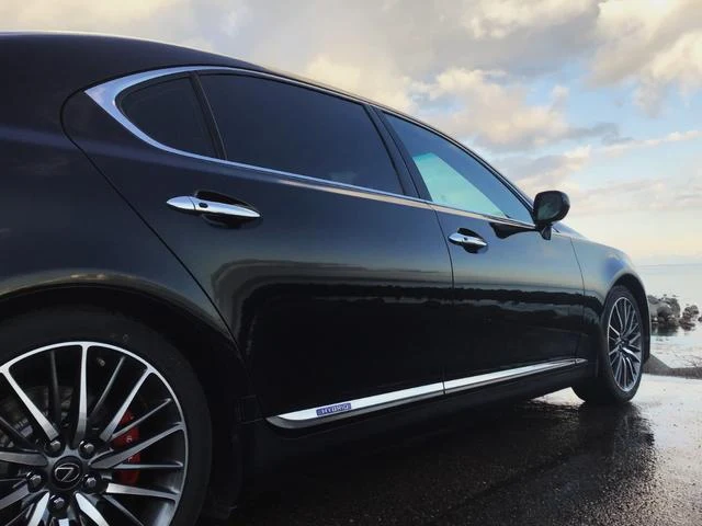AMERICA LEXUS LS600h 4