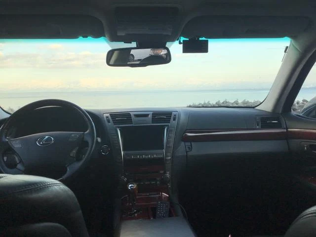 AMERICA LEXUS LS600h 48
