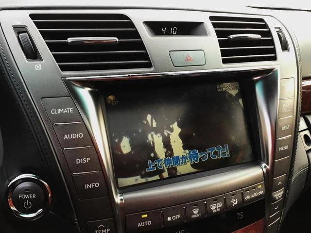 AMERICA LEXUS LS600h 17