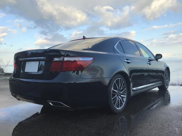 AMERICA LEXUS LS600h 31