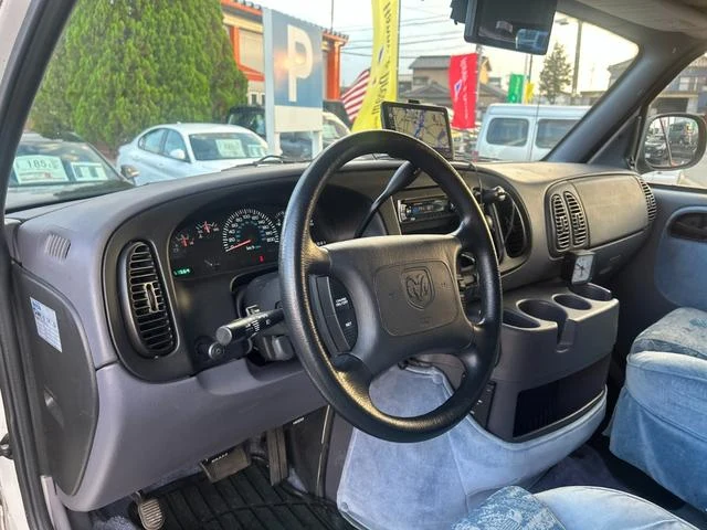 Dodge RAM 16