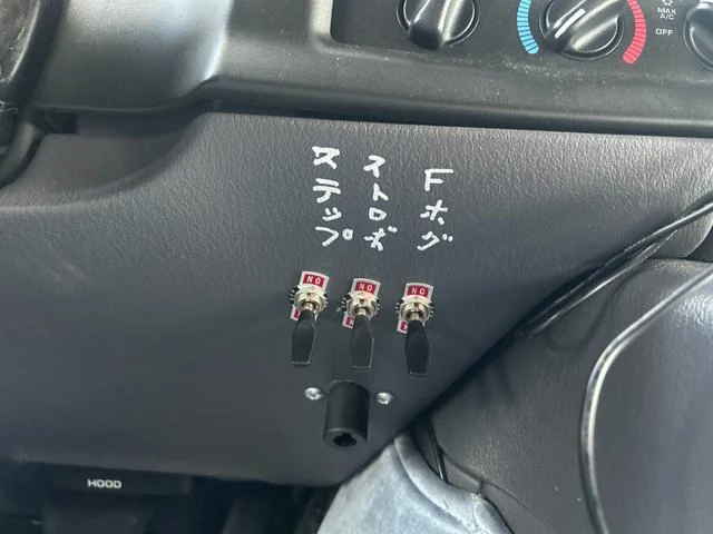Dodge RAM 28