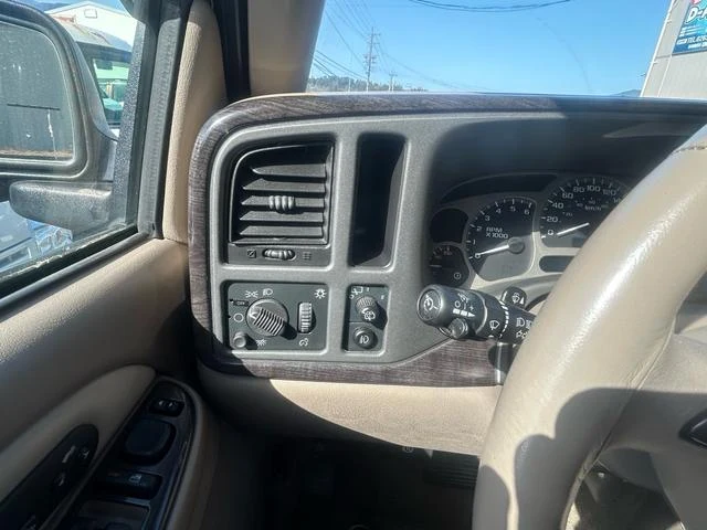 GMC YUKON 29