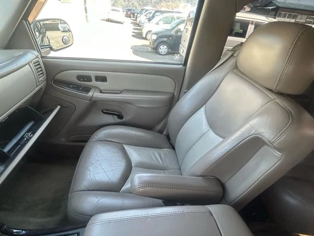 GMC YUKON 36