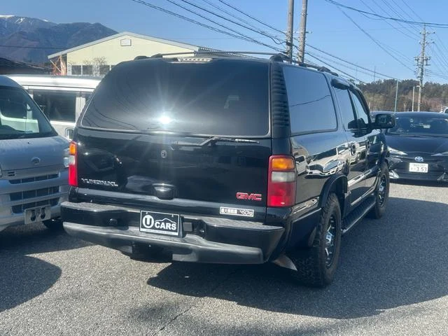 GMC YUKON 9