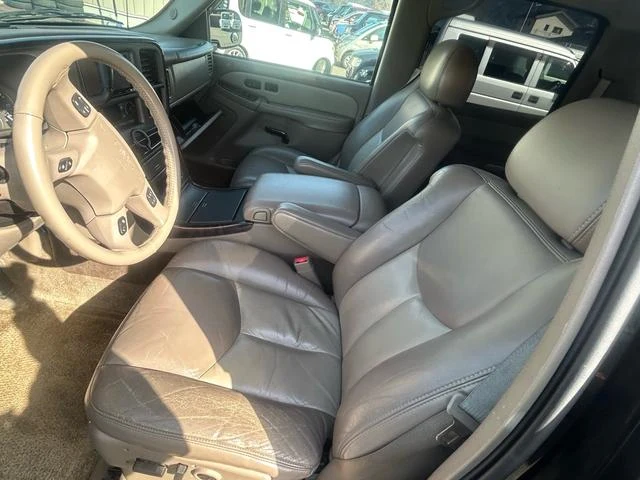 GMC YUKON 44