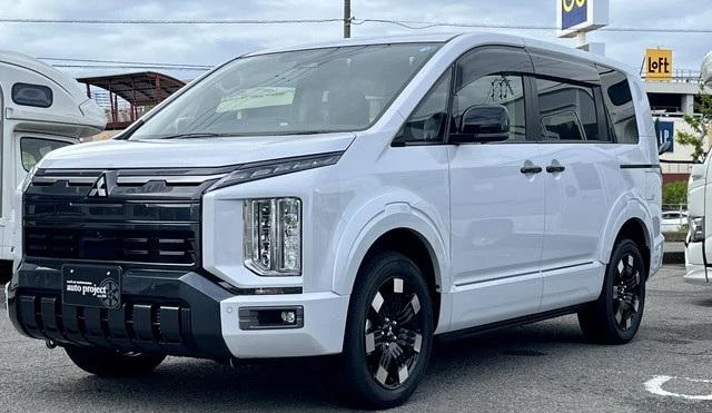 Mitsubishi DELICA