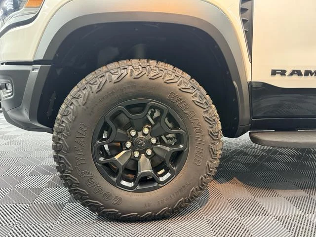 Dodge RAM 23