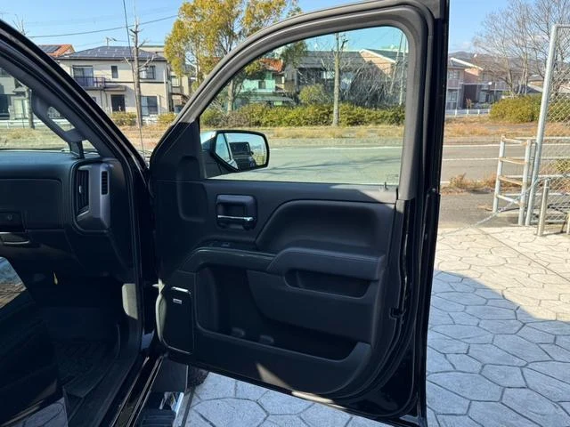 GMC SIERA 24