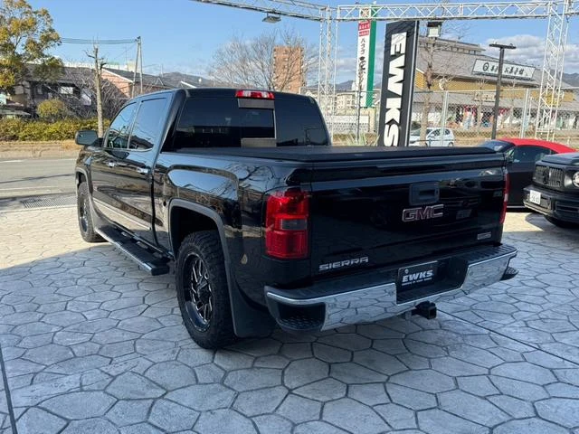 GMC SIERA 3