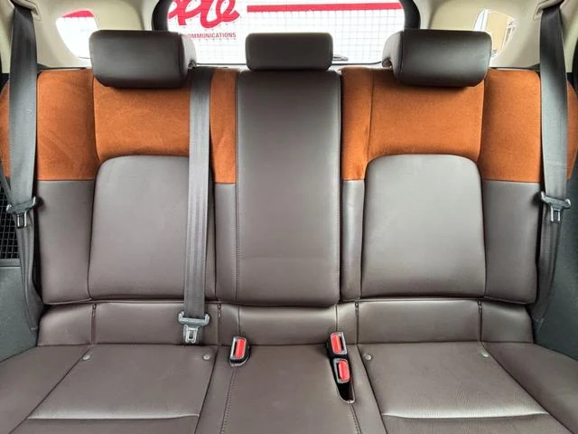 Lexus CT 33