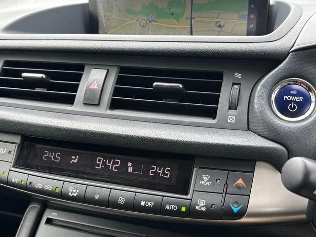 Lexus CT 18