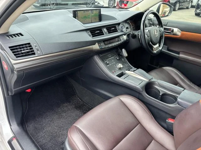 Lexus CT 40
