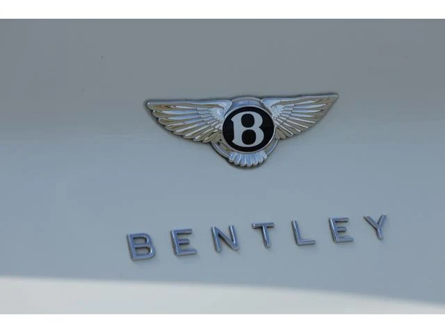 Bentley BENTAYGA 41