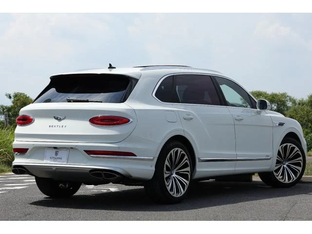 Bentley BENTAYGA 6