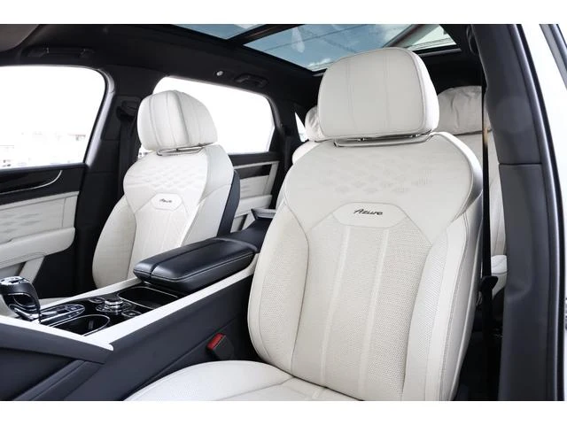 Bentley BENTAYGA 53