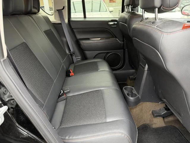 Chrysler JEEP 12