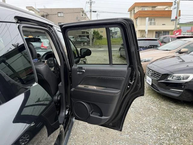 Chrysler JEEP 68