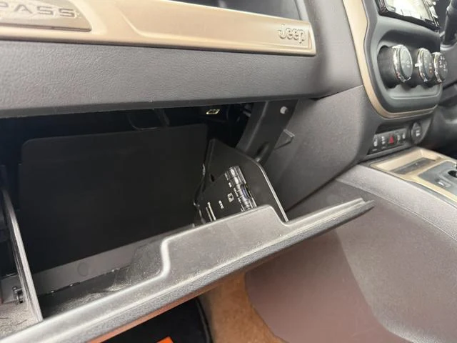 Chrysler JEEP 49