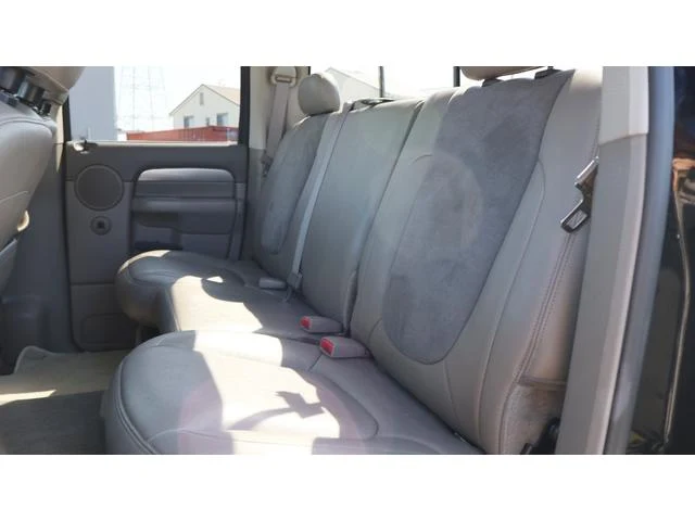 Dodge RAM 15