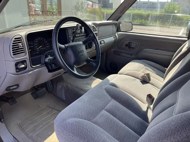 GMC SIERA 24