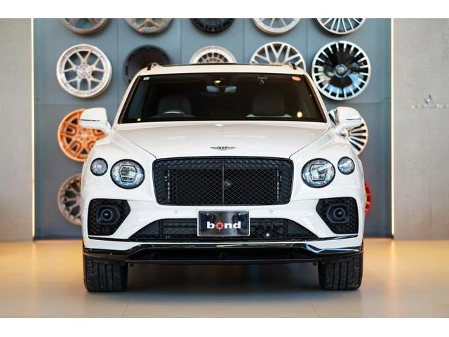 Bentley BENTAYGA 57