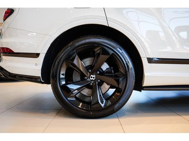 Bentley BENTAYGA 7