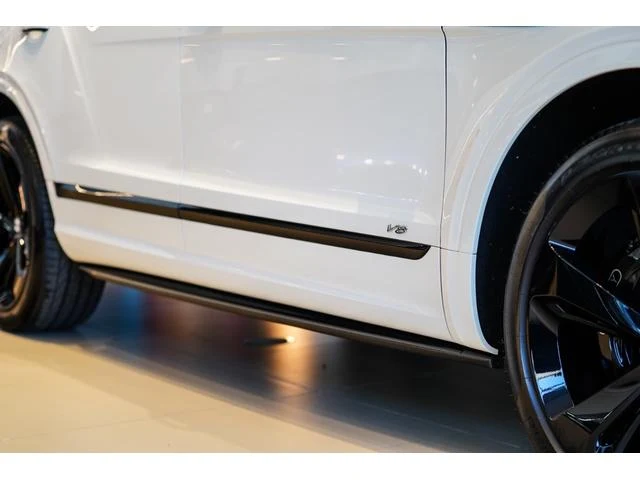 Bentley BENTAYGA 71