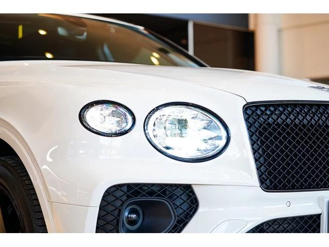 Bentley BENTAYGA 74