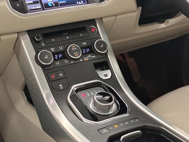 Land Rover RANGE ROVER 10