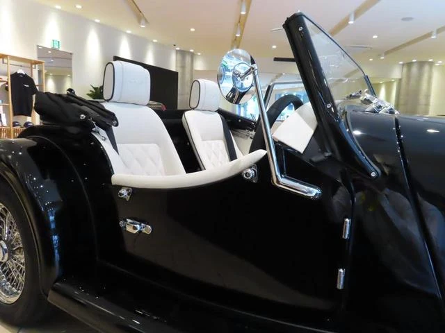 Morgan PLUS4 23