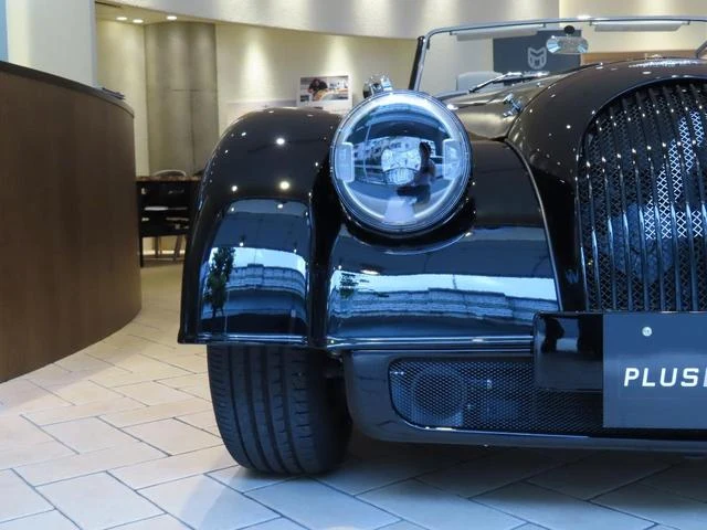 Morgan PLUS4 25